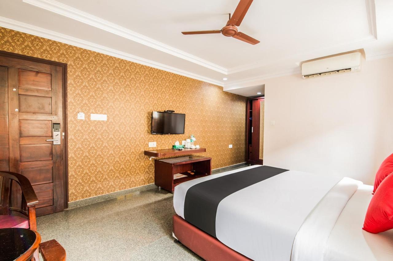แคปิตัล โอ 22439 รัตนา ฟอเรฟเวอร์ Hotel Karkal ภายนอก รูปภาพ
