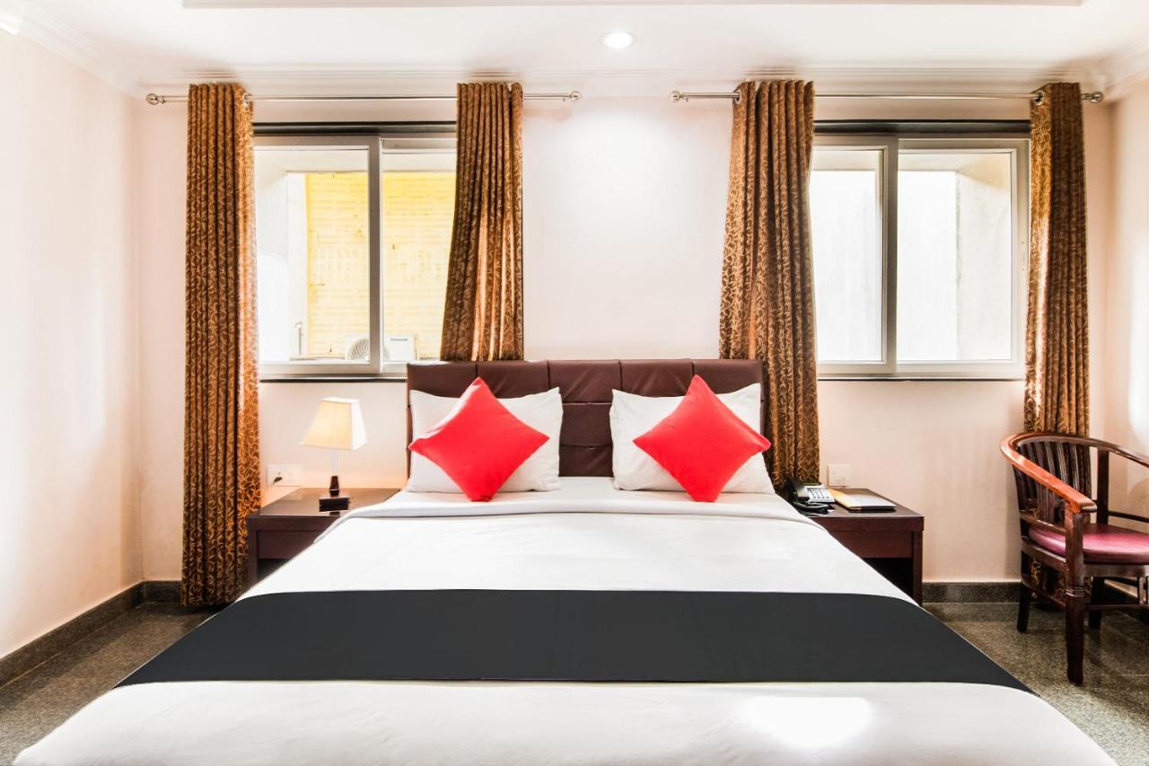 แคปิตัล โอ 22439 รัตนา ฟอเรฟเวอร์ Hotel Karkal ภายนอก รูปภาพ